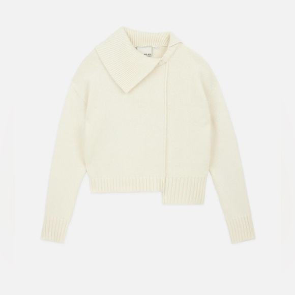 THE ASYMMETRICAL TURTLENECK sweater - Picture 5 of 9